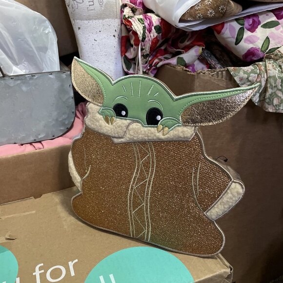 Danielle Nicole Star Wars The Child Species Unknown Crossbody - NWT - Picture 5 of 10